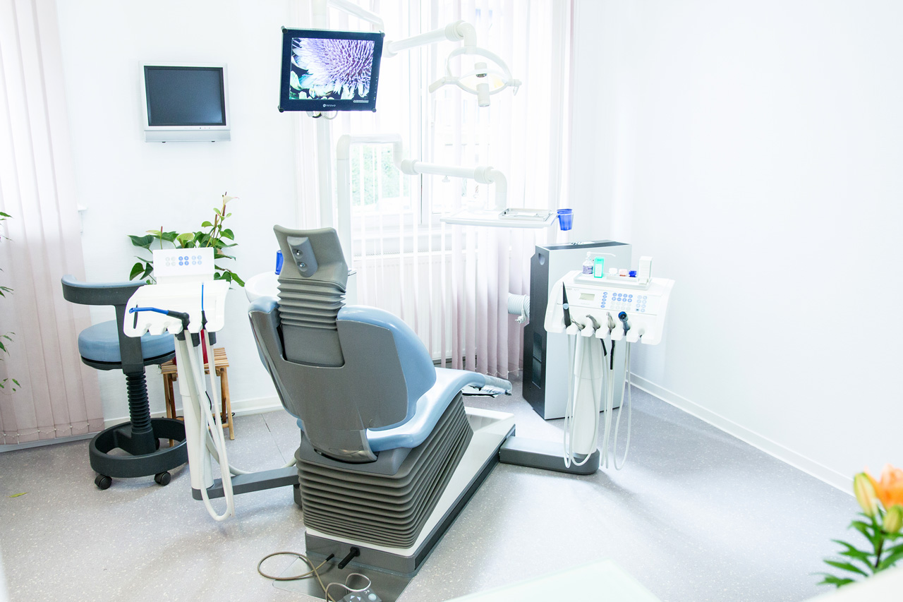 Behandlungsraum in der Dentalpraxis